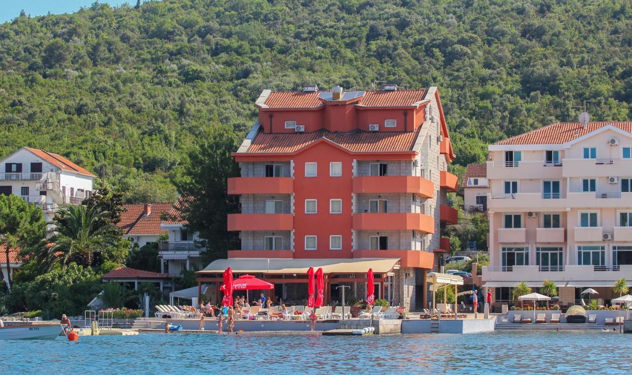 Apart Hotel Samardzic Tivat Eksteriør billede