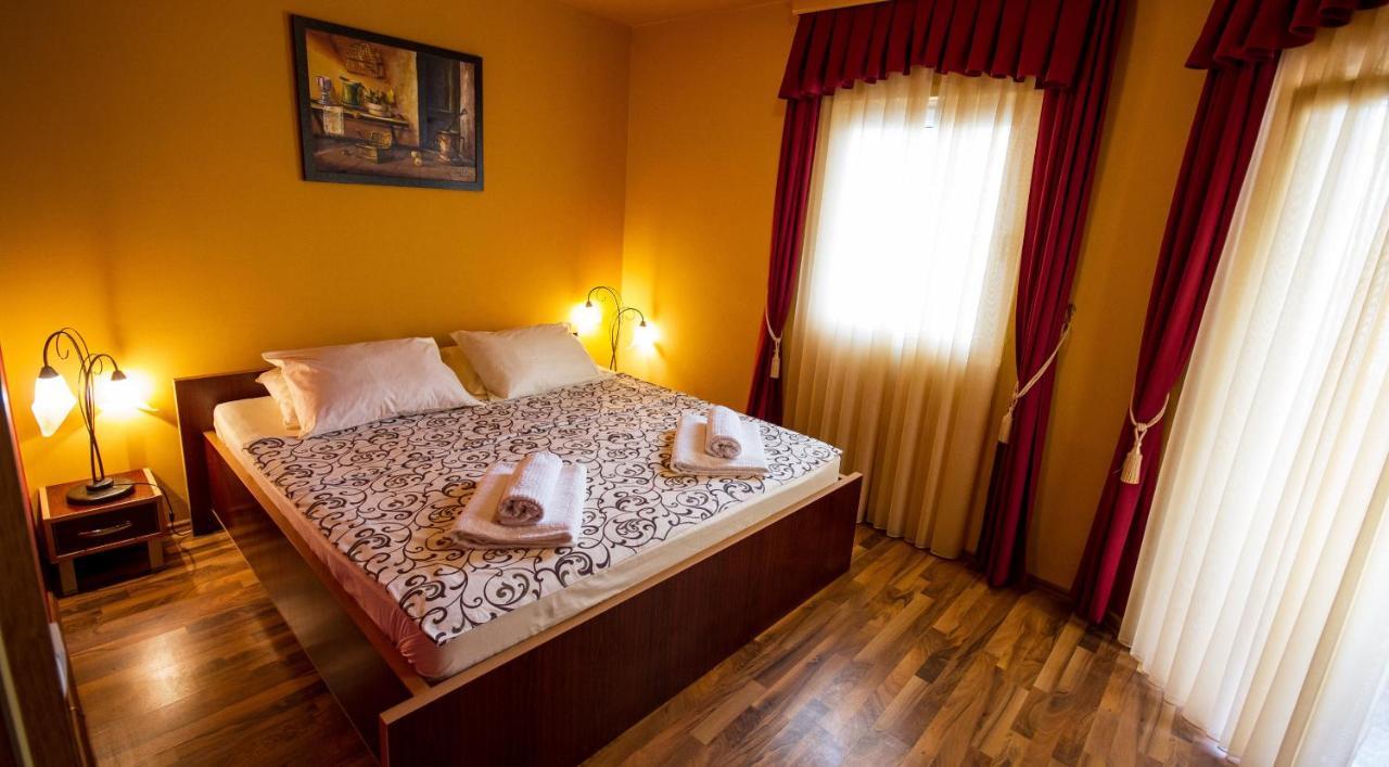 Apart Hotel Samardzic Tivat Værelse billede