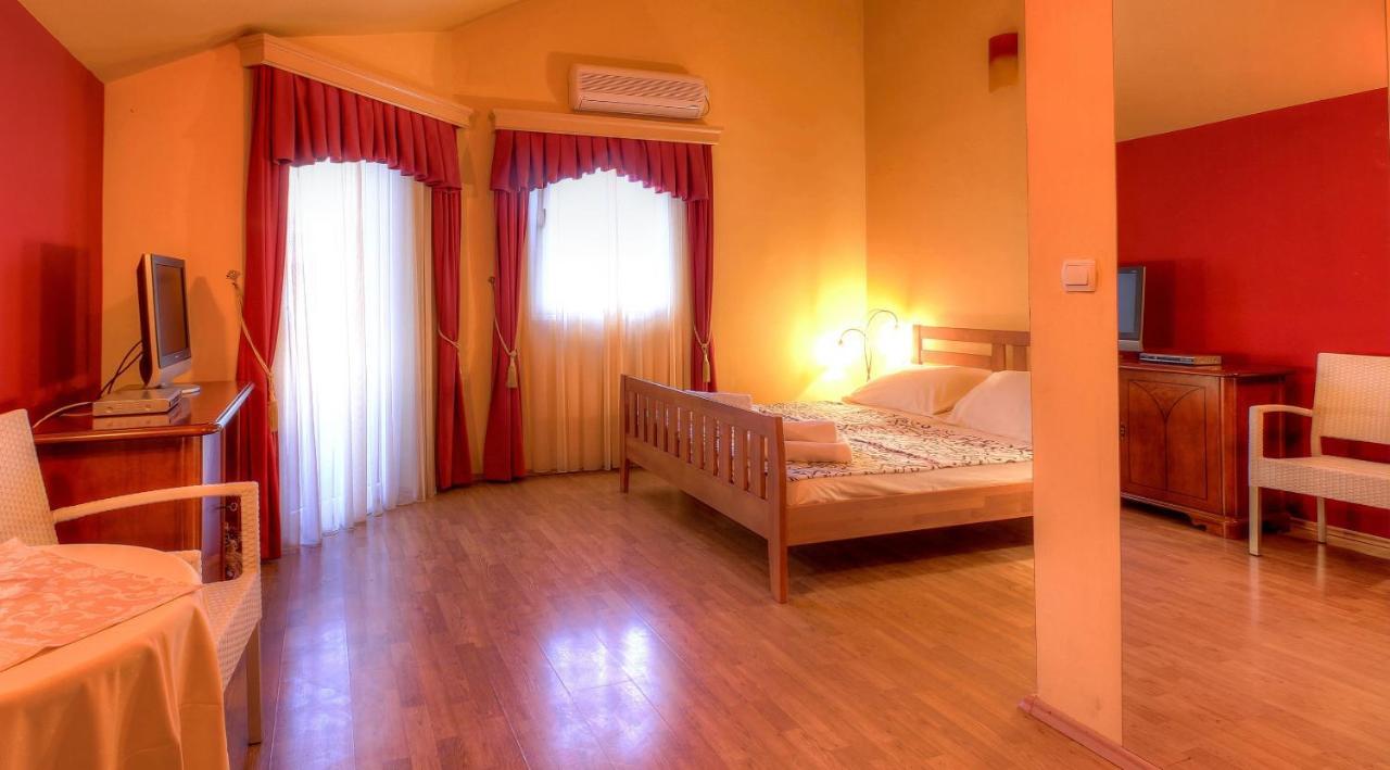 Apart Hotel Samardzic Tivat Værelse billede