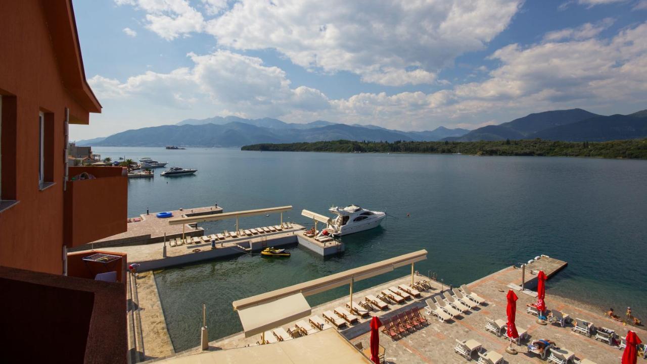 Apart Hotel Samardzic Tivat Eksteriør billede