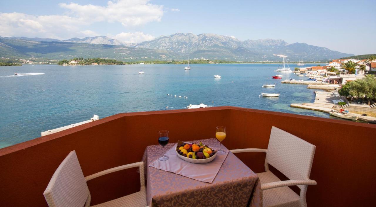 Apart Hotel Samardzic Tivat Eksteriør billede