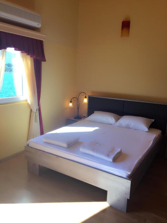 Apart Hotel Samardzic Tivat Eksteriør billede